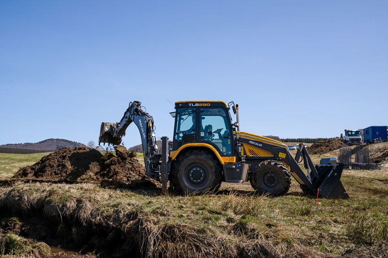 Mecalac TLB890 2