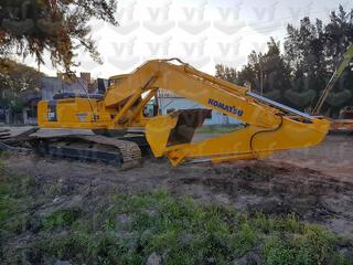 Komatsu PC220 LC