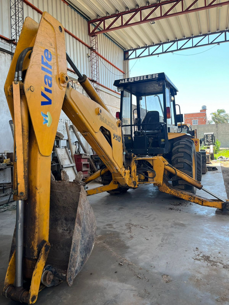 Retrocargadoras (Palas Retro) Maxion 750