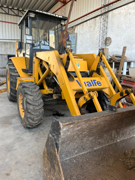 Retrocargadoras (Palas Retro) Maxion 750