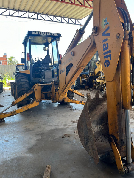 Retrocargadoras (Palas Retro) Maxion 750