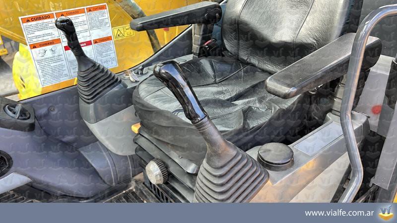 Excavadoras Komatsu PC160 LC