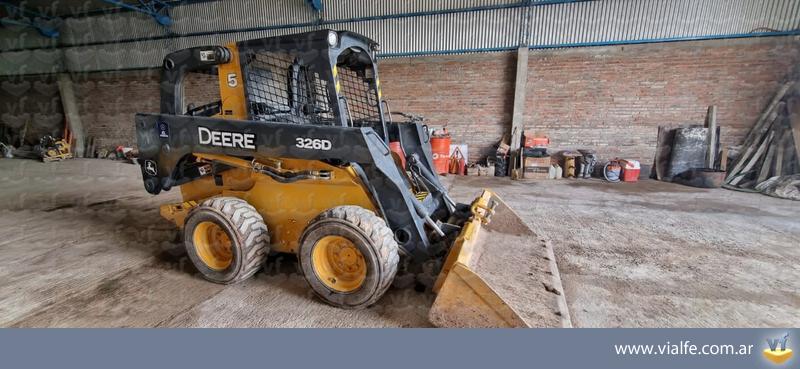 Minicargadoras John Deere 326D
