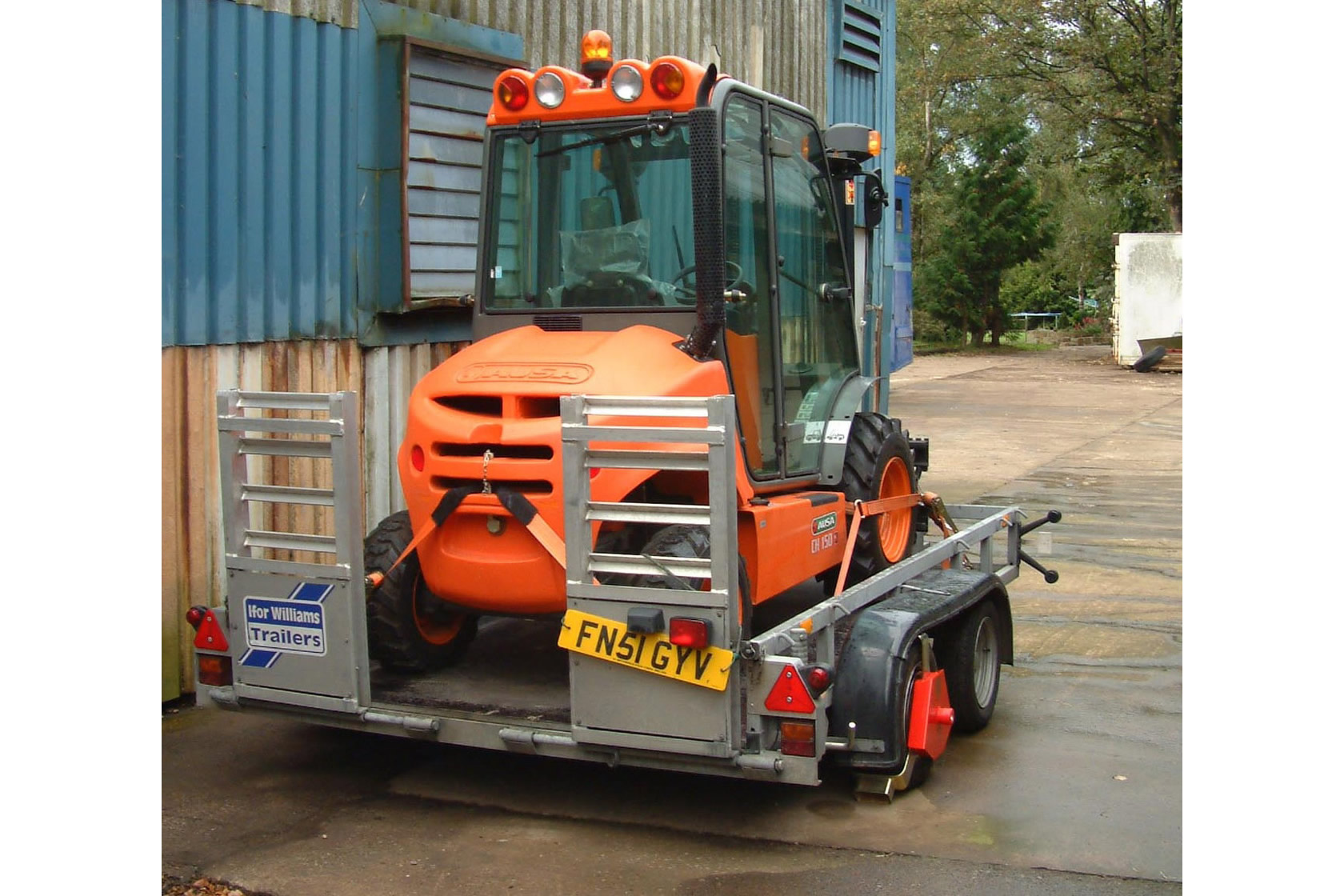 Ausa C150H 11