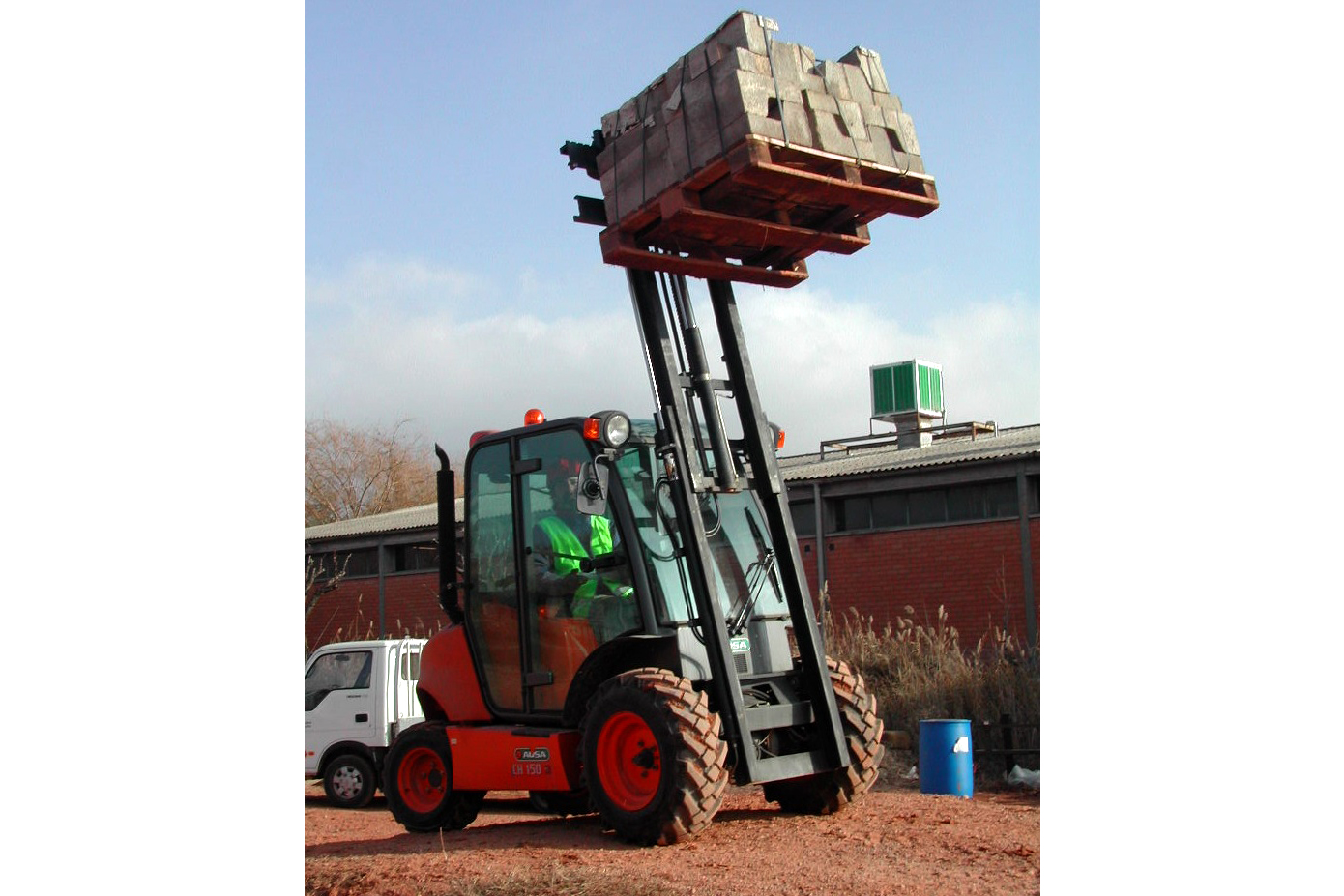 Ausa C150H 15