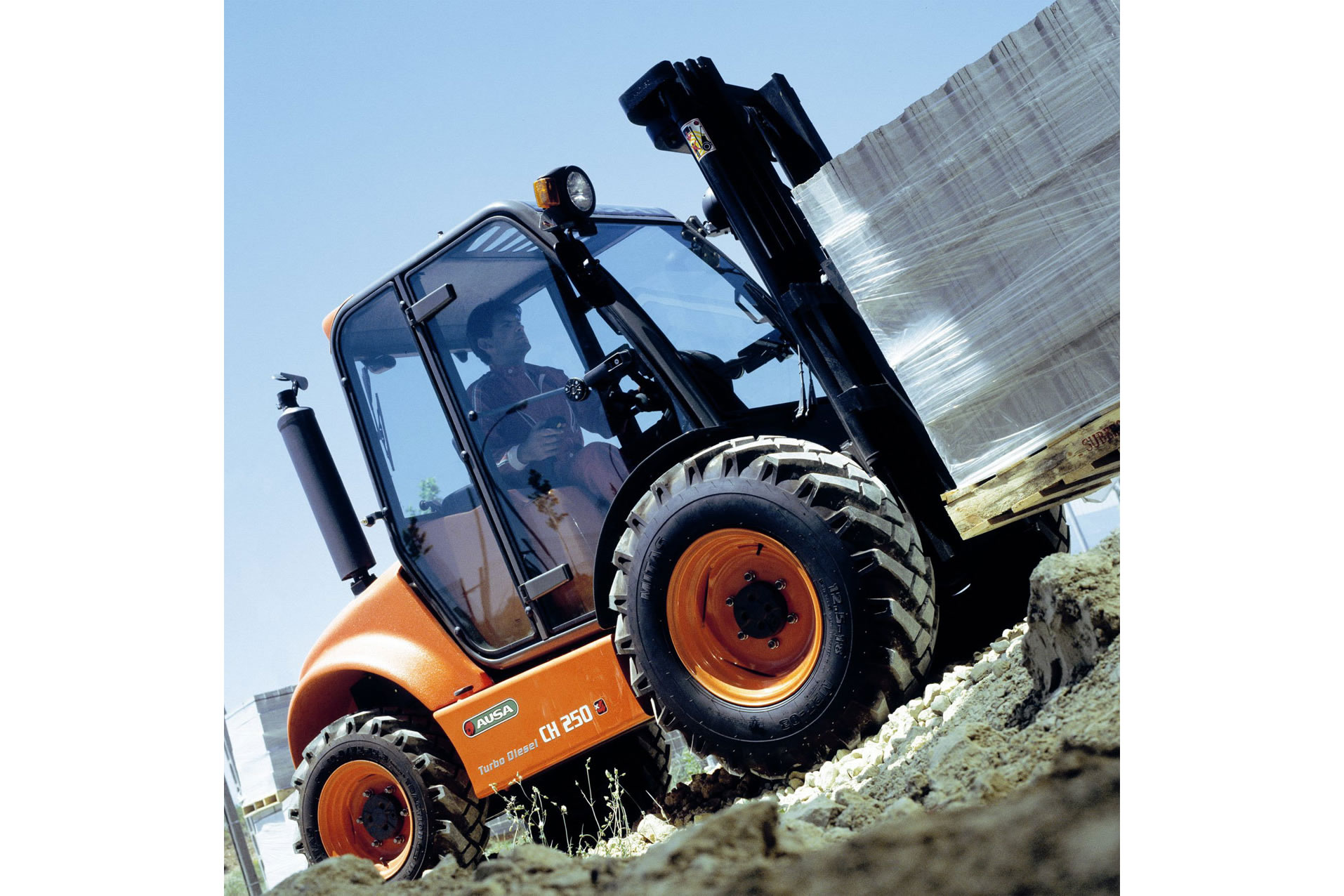 Ausa C200-250H 14