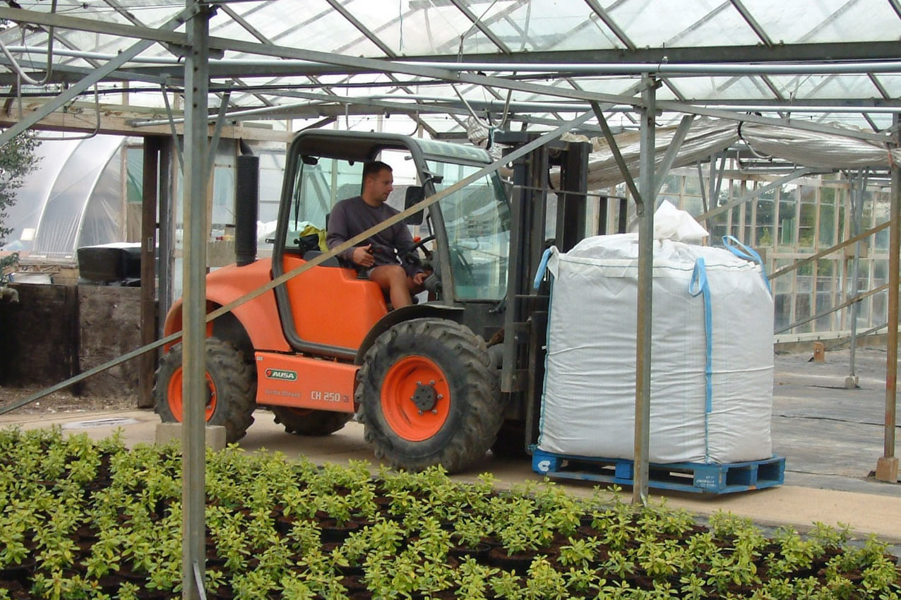 Ausa C200-250H 15