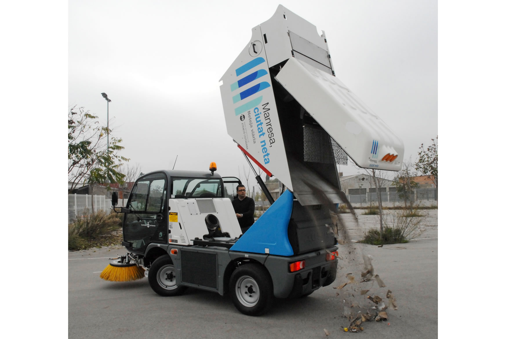 Ausa B200H 9