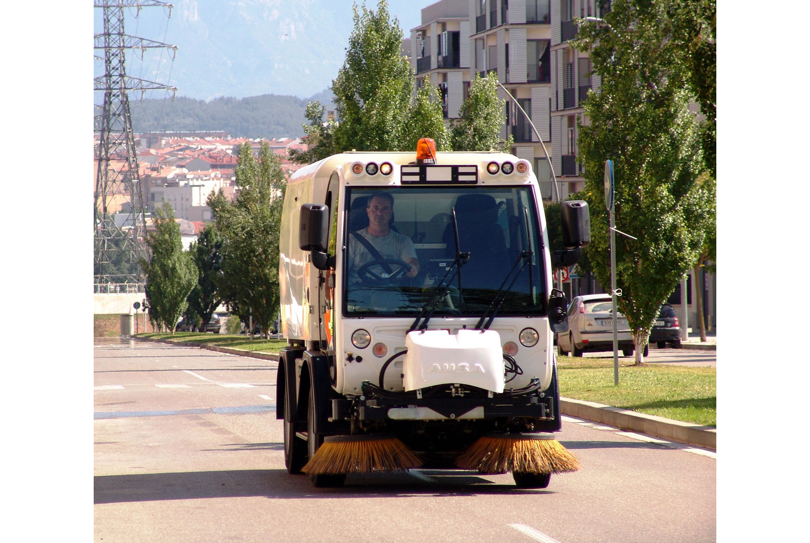 Ausa B400H 2