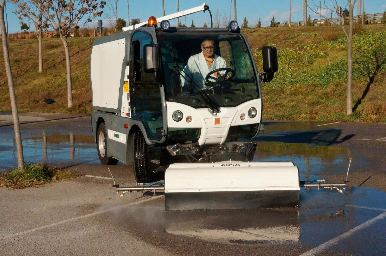 Ausa W200H 5