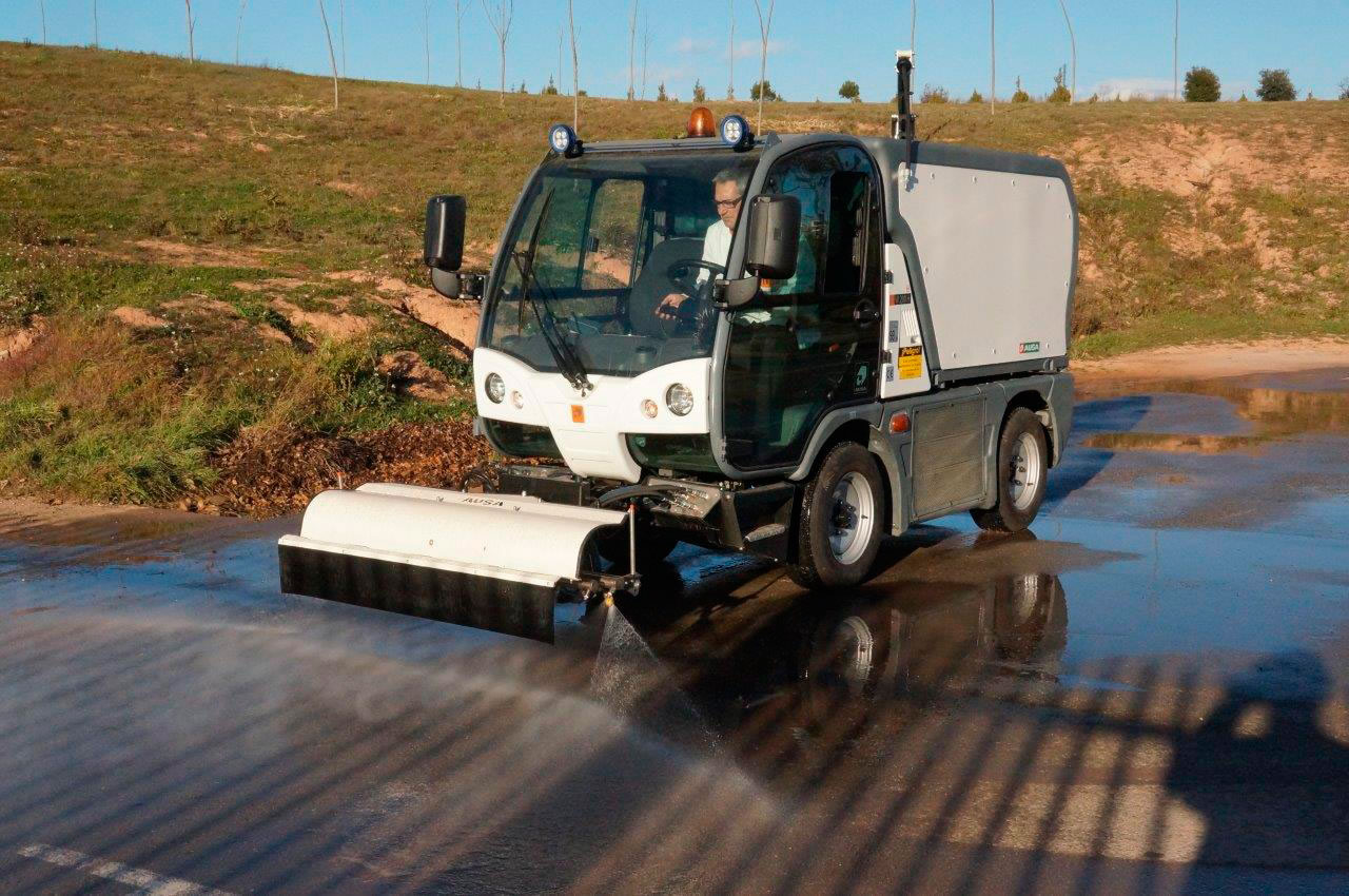 Ausa W200H 7