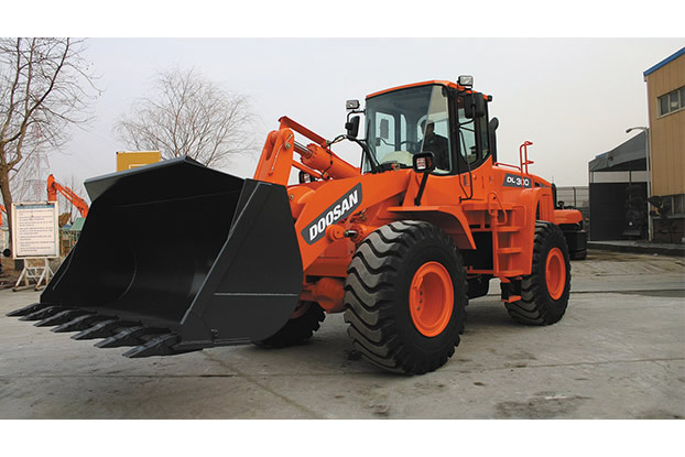 Doosan DL300 3