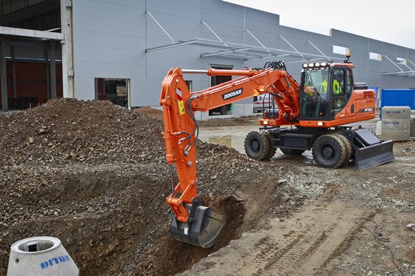 Doosan DX190W 4