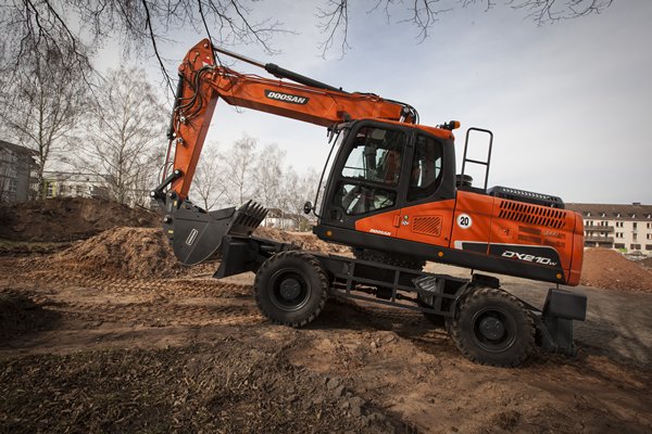 Doosan DX210W 7