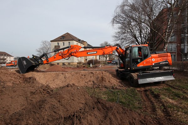 Doosan DX210W 8