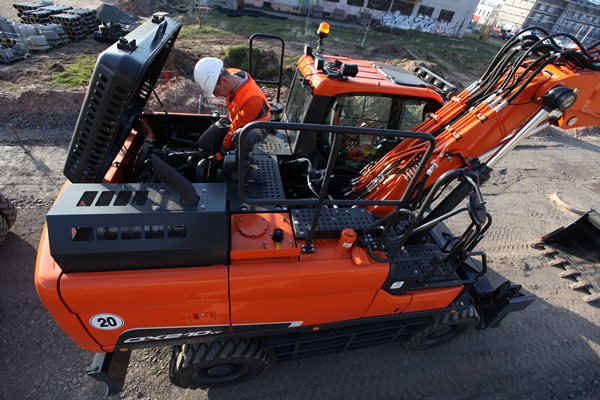 Doosan DX210W 11