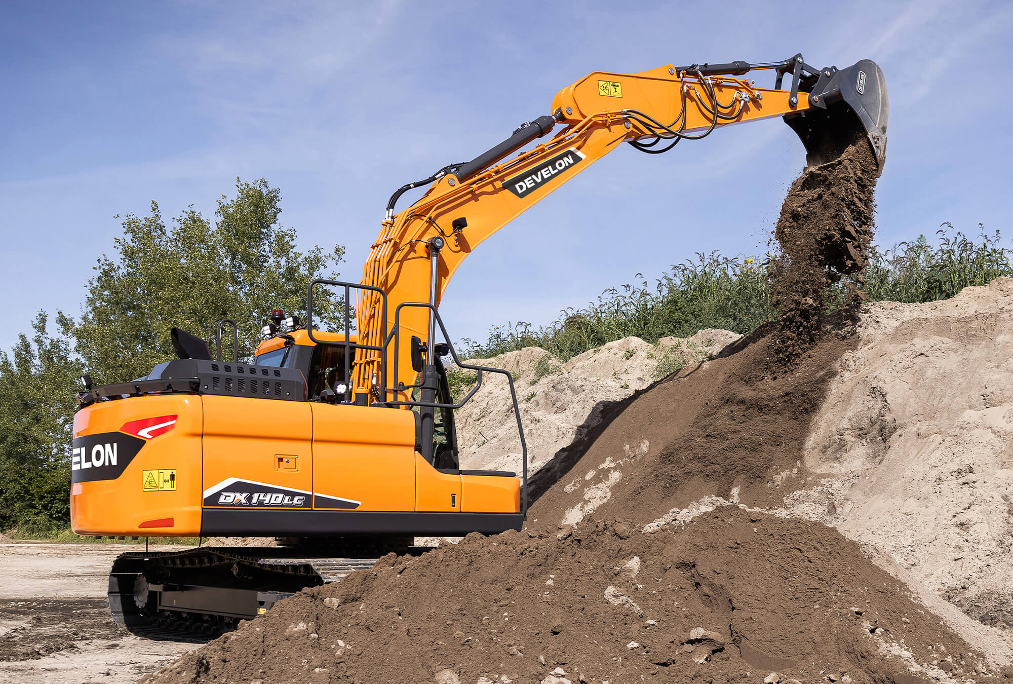 Develon DX140LC 2