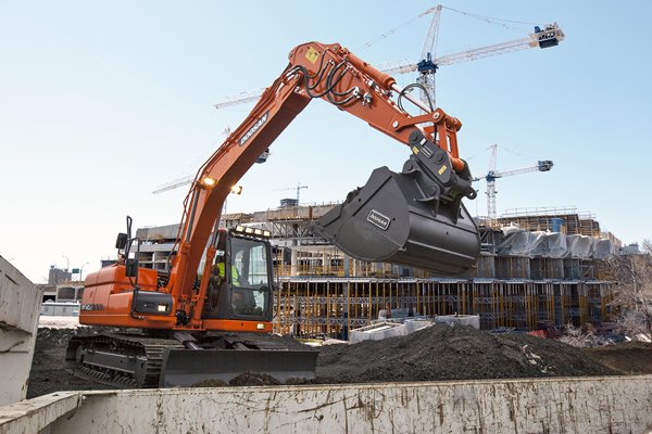 Doosan DX140LC 4