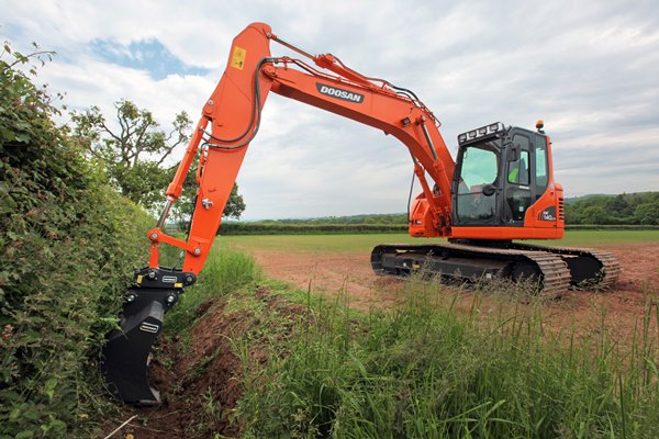 Doosan DX140LCR 7