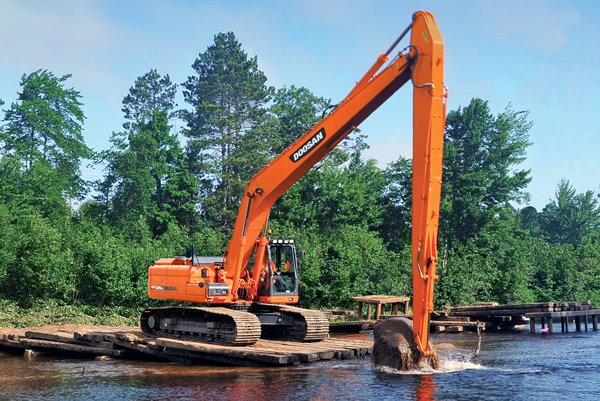 Doosan DX225LC-SLR 4