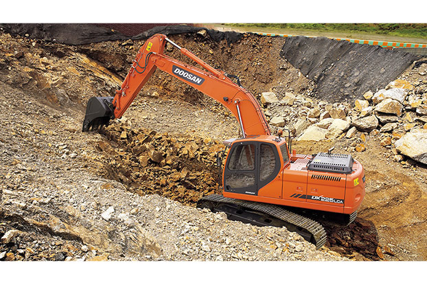 Doosan DX225LCA 2