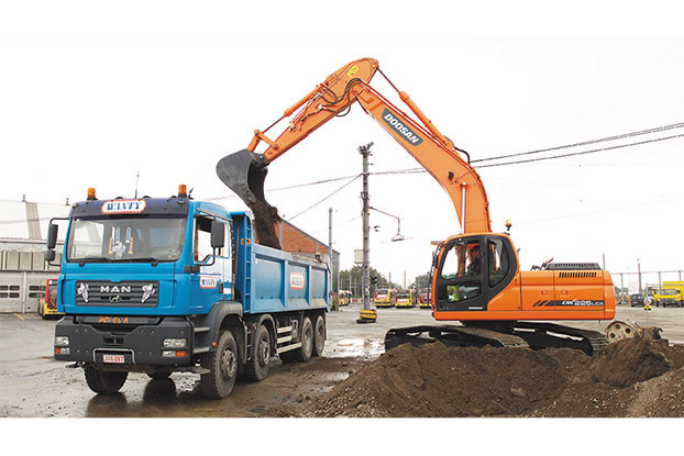 Doosan DX225LCA 3