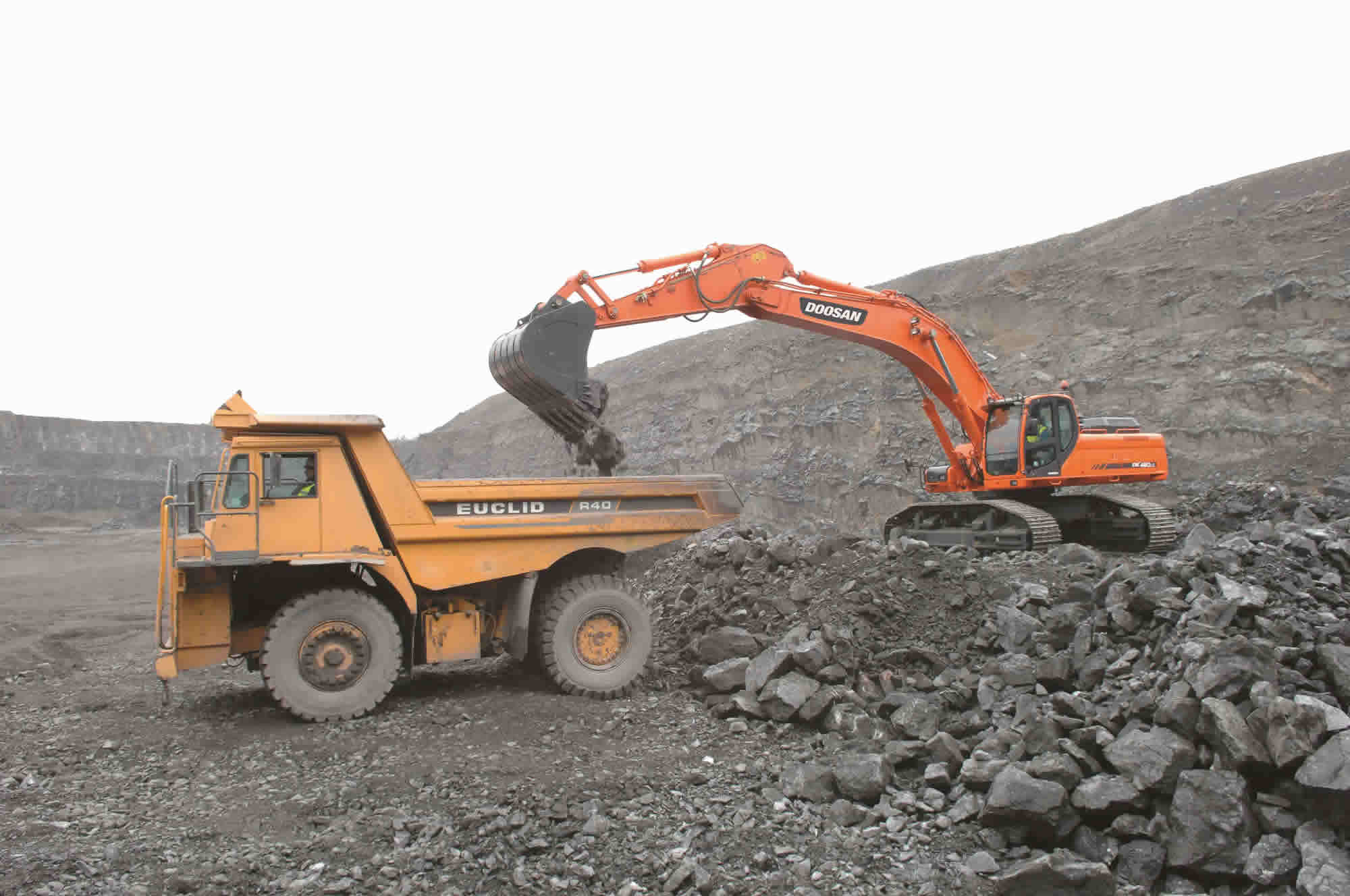 Doosan DX480LCA 4