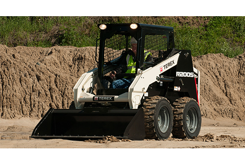 Minicargadoras sobre neumáticos terex R200S - VialFe