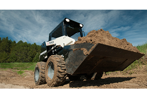 Minicargadoras sobre neumáticos terex R200S - VialFe