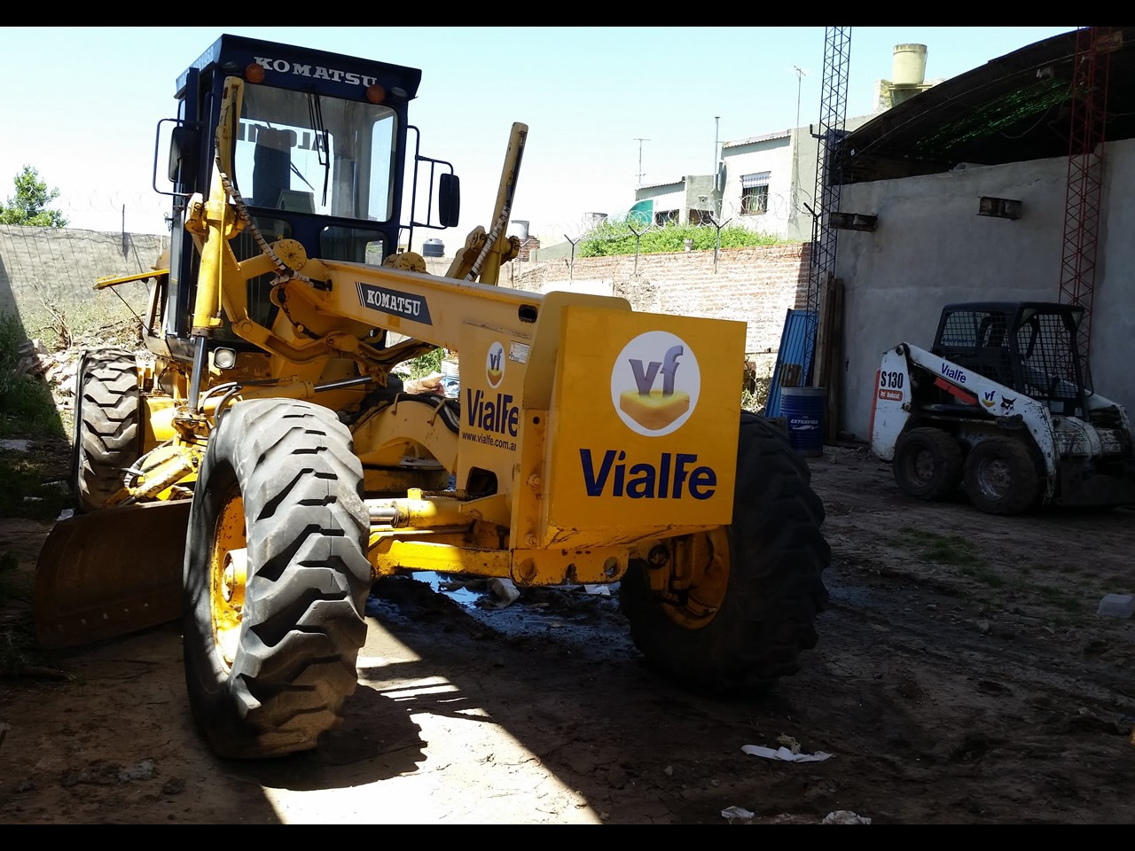 Komatsu GD623A 3