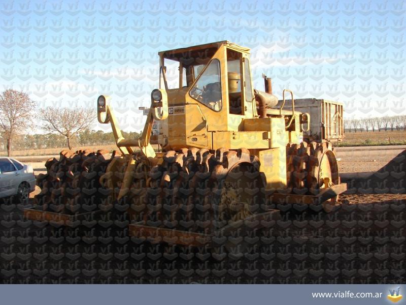 Compactadores Caterpillar 825B