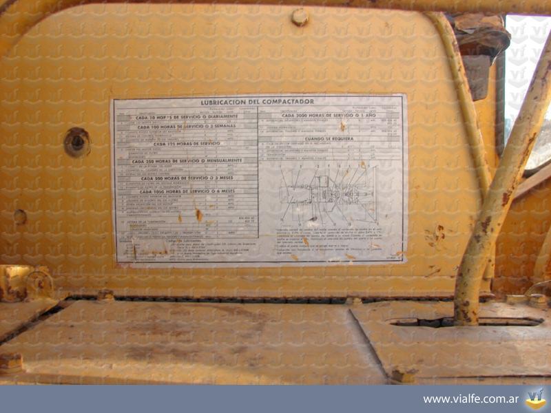 Compactadores Caterpillar 825B