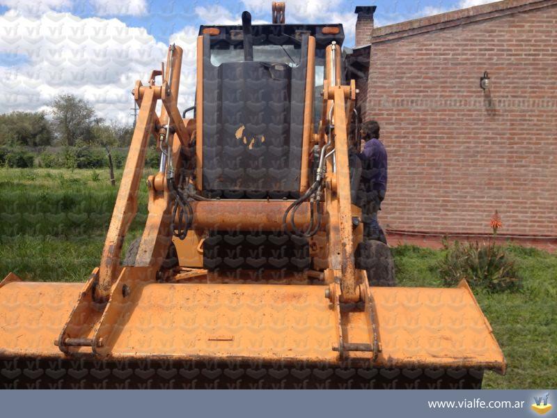 Retrocargadoras (Palas Retro) Case 580M