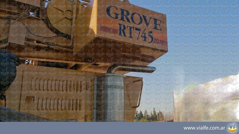 Grúas Grove RT745