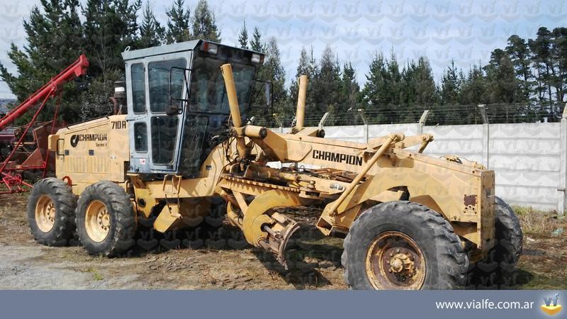 Motoniveladoras Champion 710 Serie V