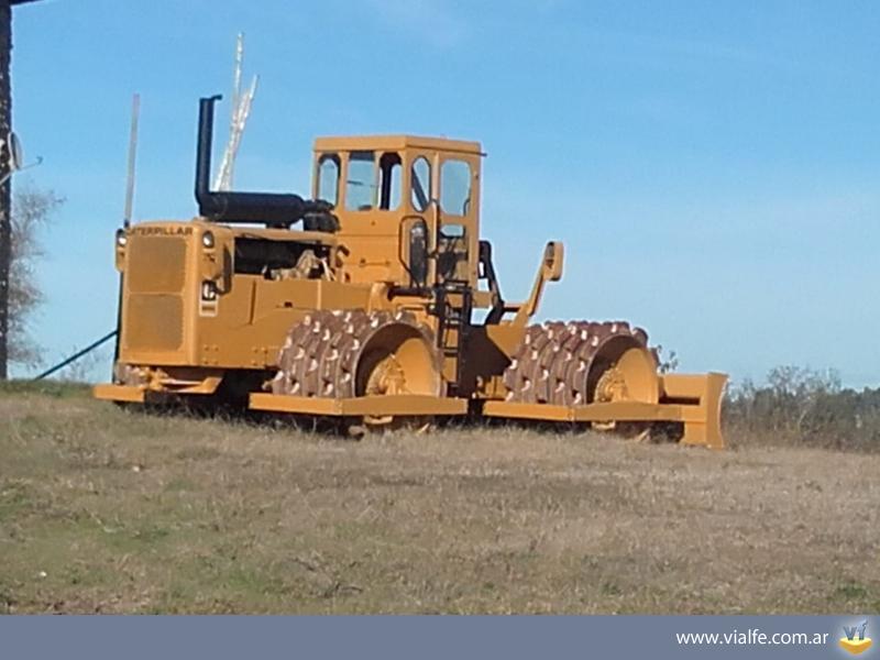 Compactadores Caterpillar 825B