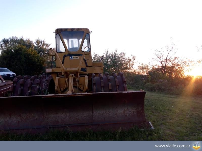 Compactadores Caterpillar 825B