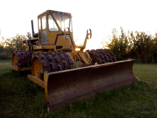 Caterpillar 825B