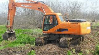 Doosan S225LCV