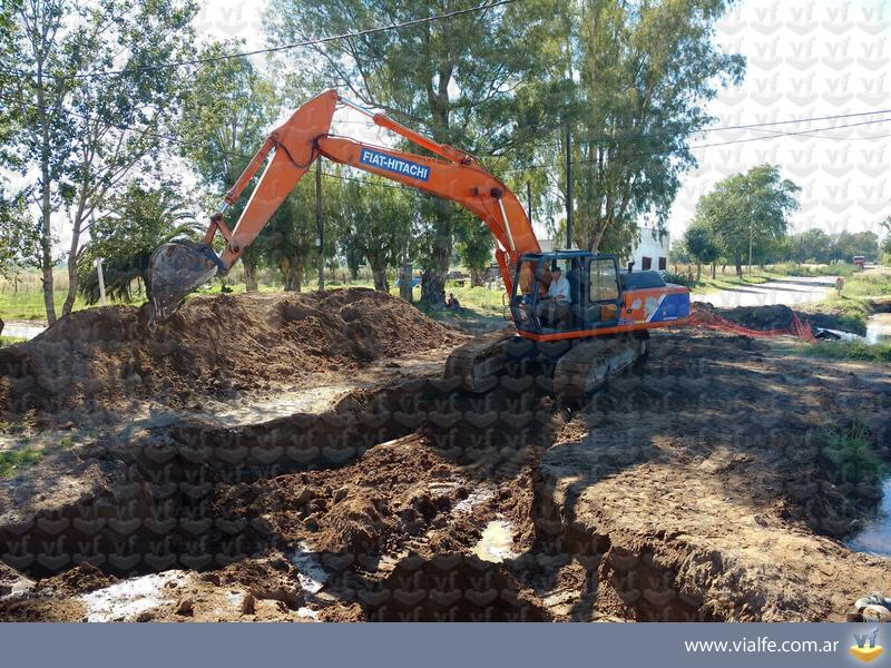 Excavadoras Hitachi FX250 LC