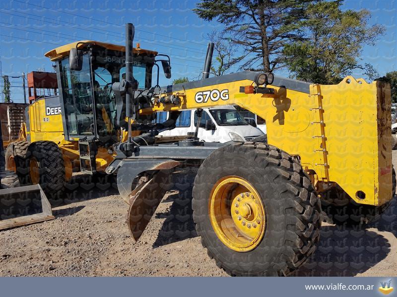 Motoniveladoras John Deere 670G