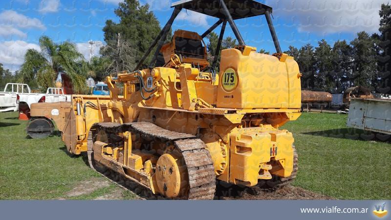 Traxcavators International 175