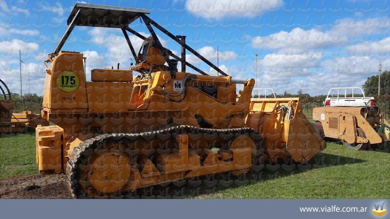 Traxcavators International 175