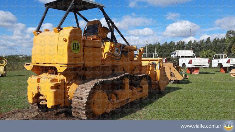 Traxcavators International 175