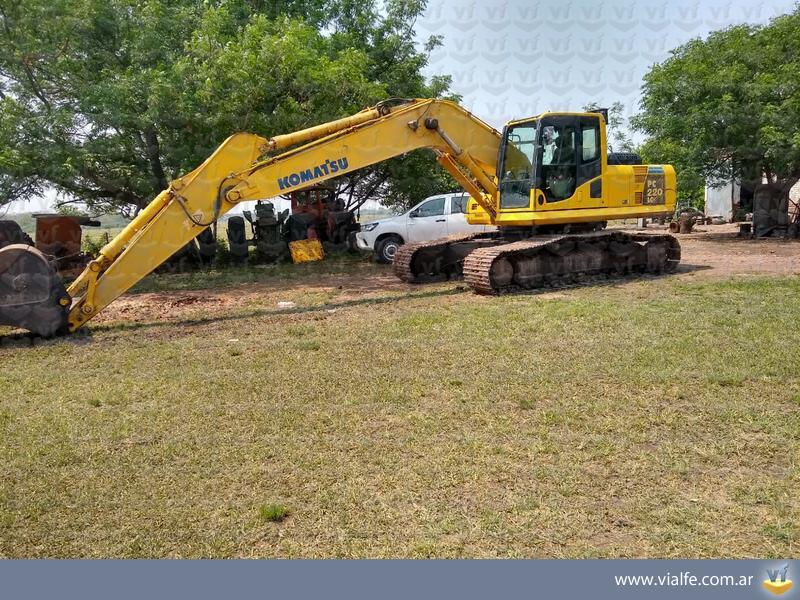 Excavadoras Komatsu PC 220 LC