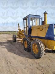 Komatsu 835 A dreser