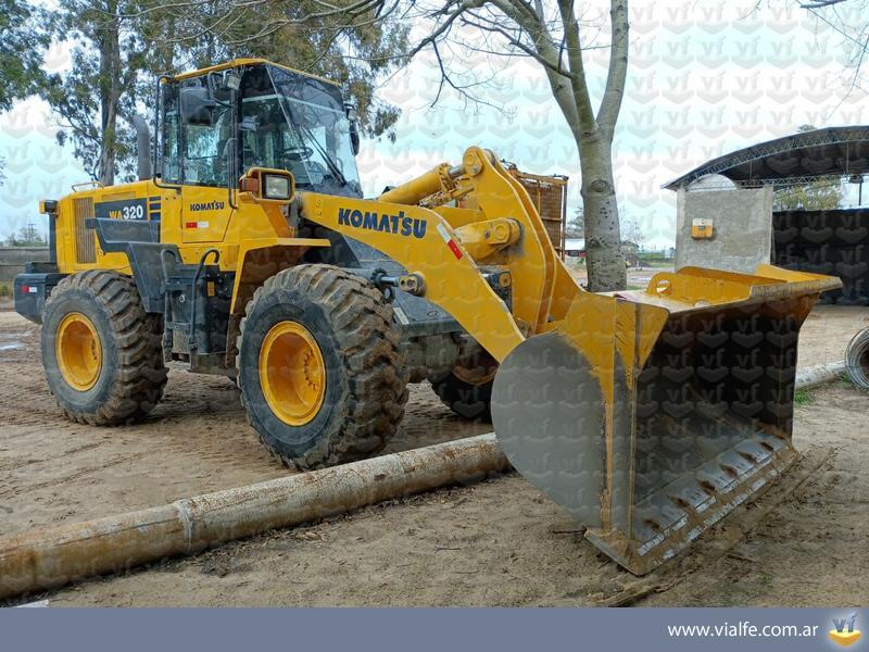 Palas cargadoras Komatsu WA320-6