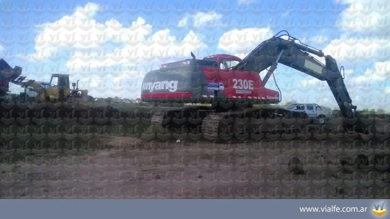 Excavadoras Otra Jonyang 230E