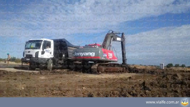 Excavadoras Otra Jonyang 230E