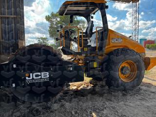 JCB 116D